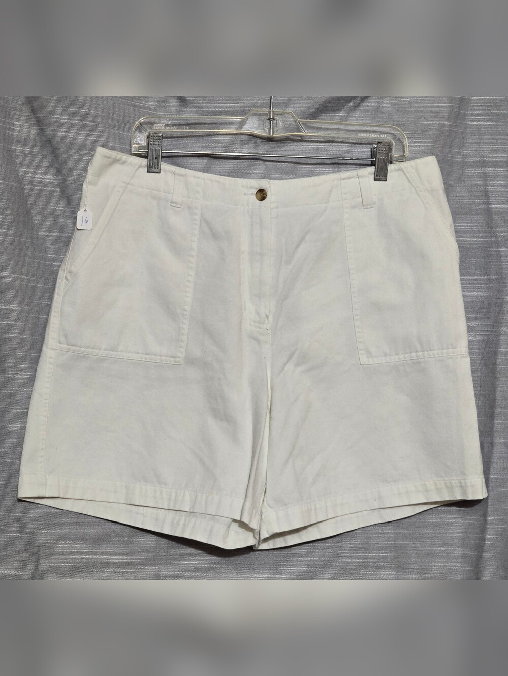 Joneswear Sport 100% Cotton White Shorts   Shorts Womens with Pockets Sz 16